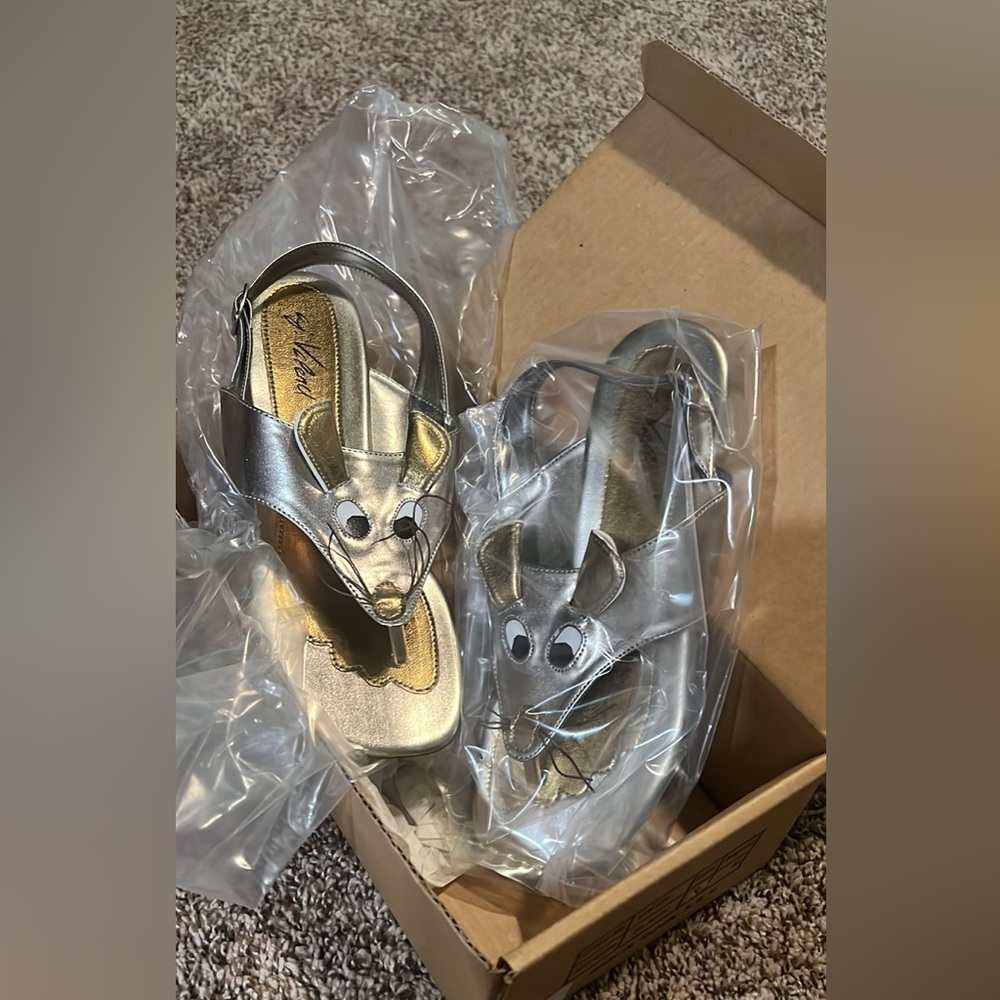Woman’s sandals